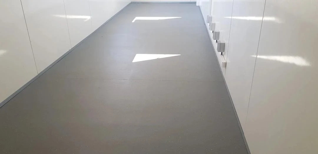 Chiosco Bar Modulare 27mq con Rivestimento in Legno 40 Piedi