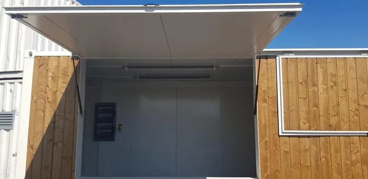 Chiosco Bar Modulare 27mq con Rivestimento in Legno 40 Piedi