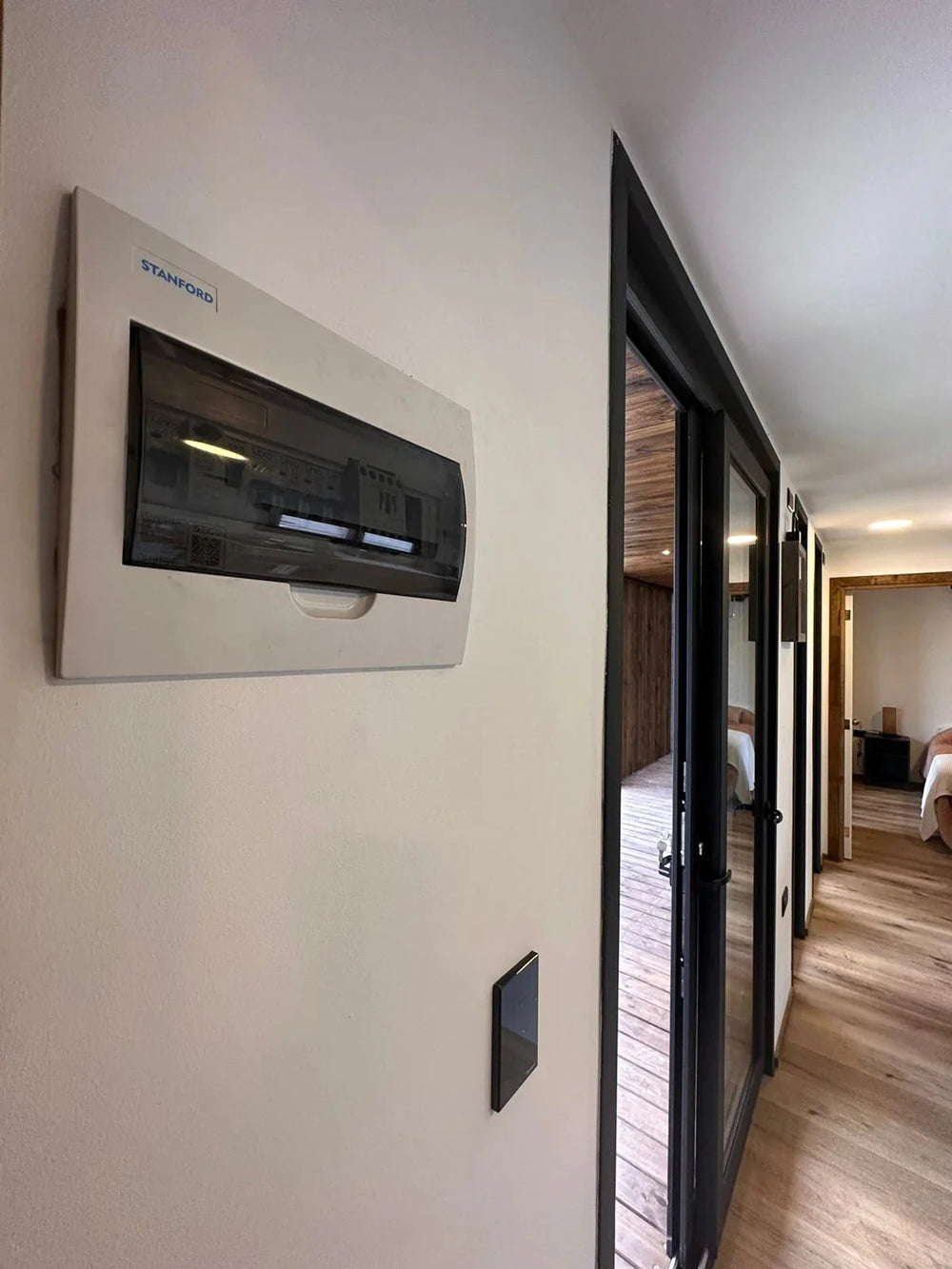 Modulo Abitativo "SURF BOX" 30 mq – Design Contemporaneo e Comfort Premium