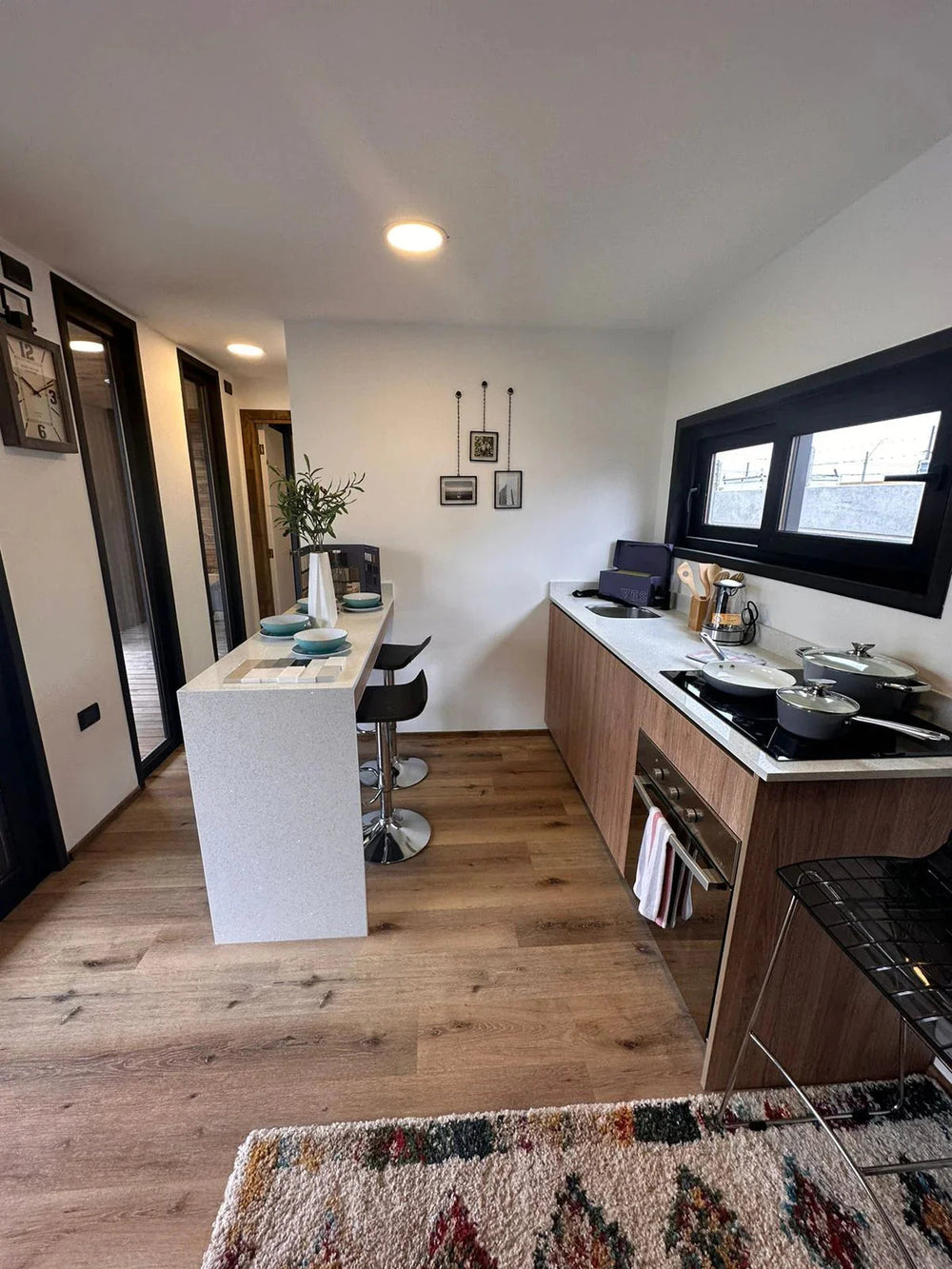 Modulo Abitativo "SURF BOX" 30 mq – Design Contemporaneo e Comfort Premium