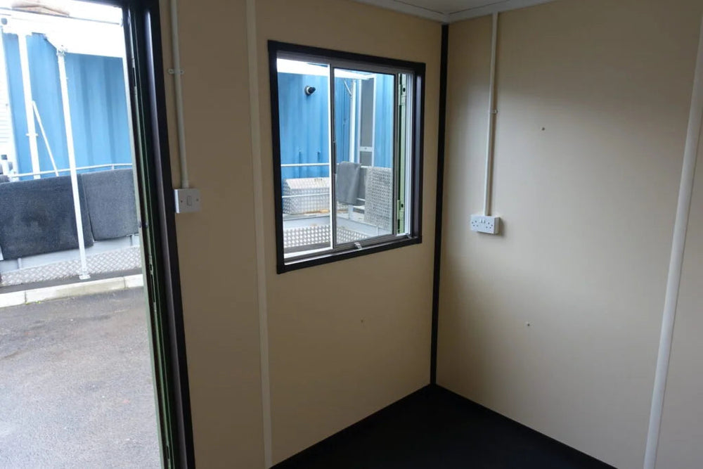 Modulo Ufficio Container 10 Piedi 7.4mq Isolato e Attrezzato