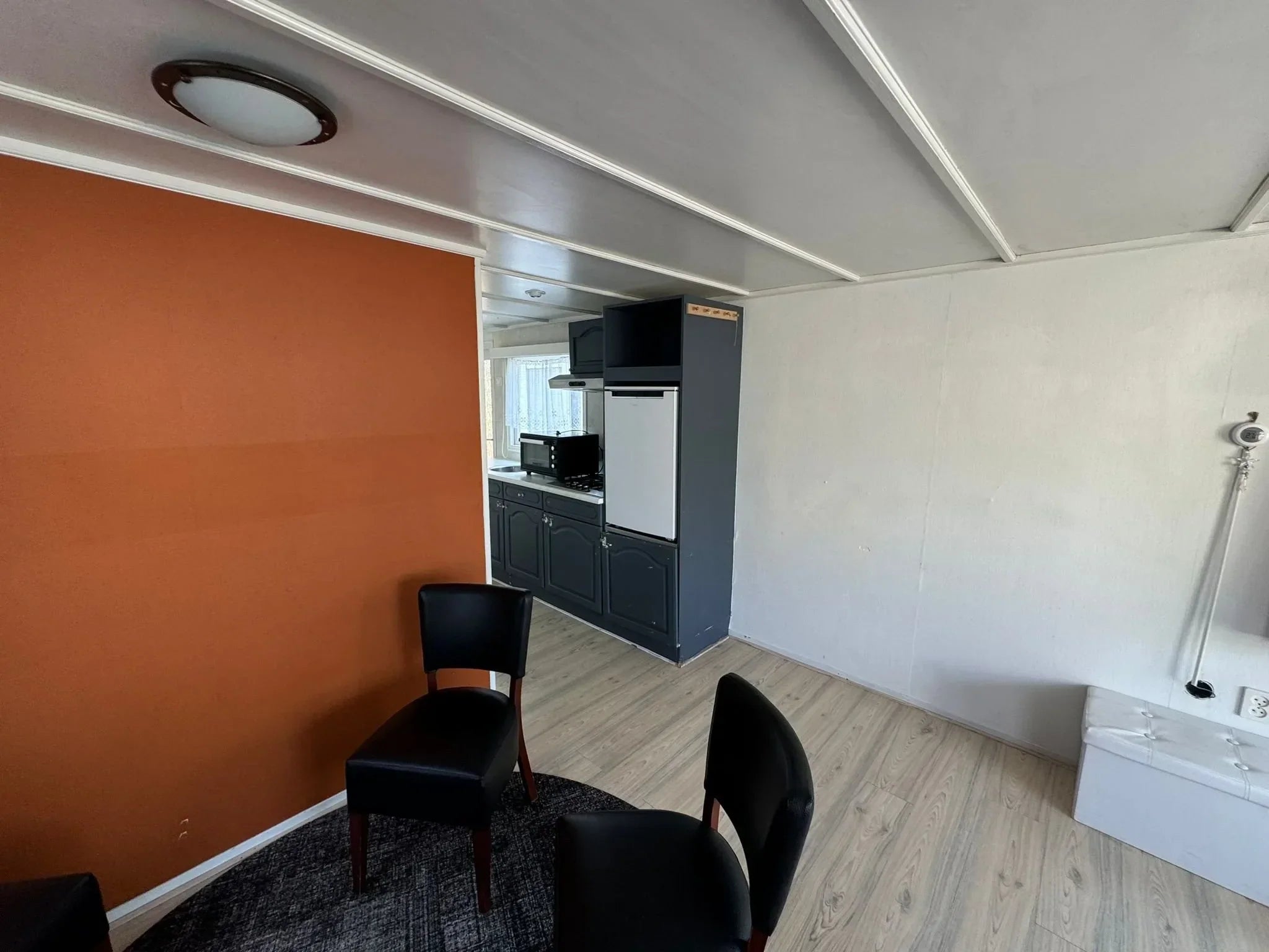 Residenza Mobile Chalet Bianco T2 – 40.7 mq con Riscaldamento Integrato