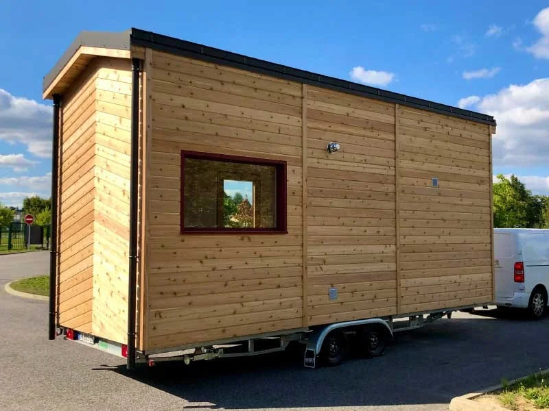 Tiny House Autonoma 16.5mq con Due Mezzanini per 4 Persone
