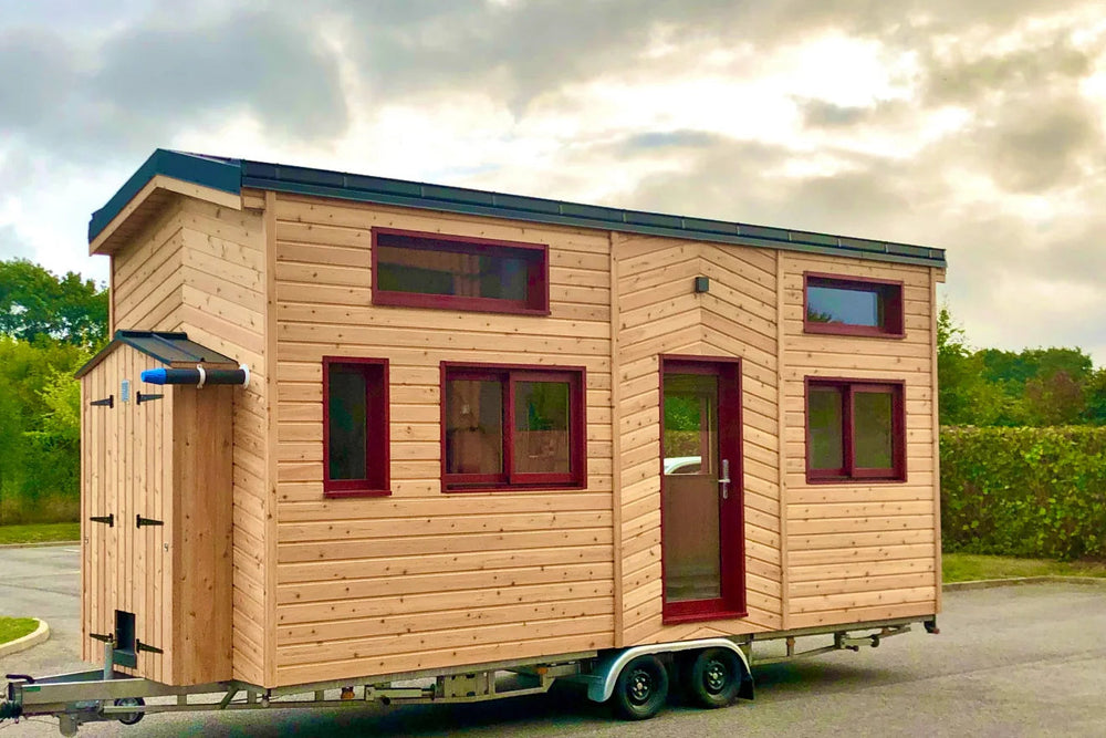 Tiny House Autonoma 16.5mq con Due Mezzanini per 4 Persone